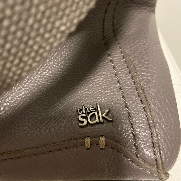 The Sak Pebbled Leather Relaxed Hobo - Picture 4 of 6